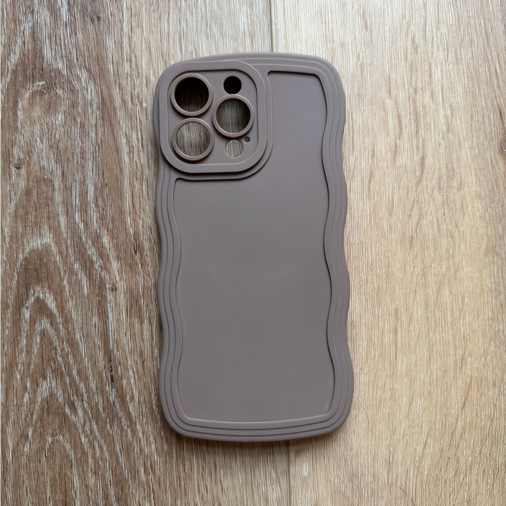 Wavy Brown Phone Case